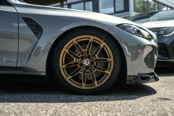 bmw-m3-bensin-2023-big-18