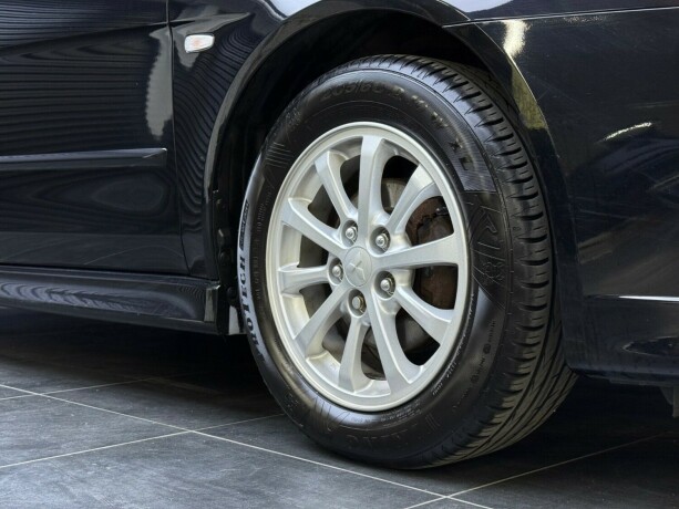 mitsubishi-lancer-diesel-2013-big-6