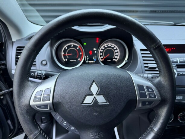 mitsubishi-lancer-diesel-2013-big-12