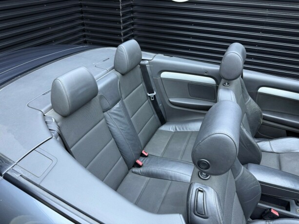 audi-a4-bensin-2006-big-27