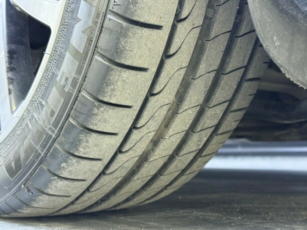 audi-a4-bensin-2006-big-10