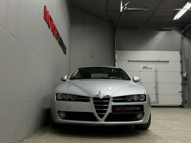 alfa-romeo-159-diesel-2007-big-4