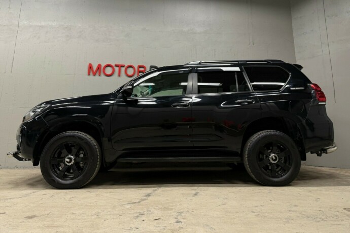 toyota-land-cruiser-diesel-2012-big-3