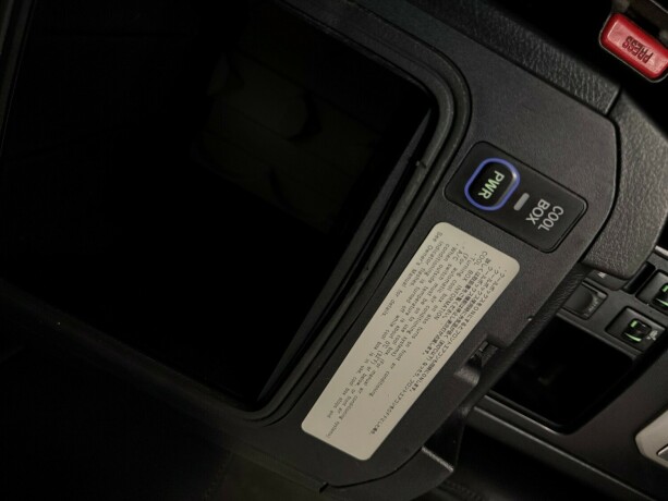 toyota-land-cruiser-diesel-2012-big-29