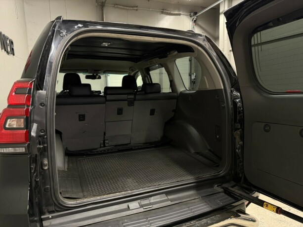 toyota-land-cruiser-diesel-2012-big-31