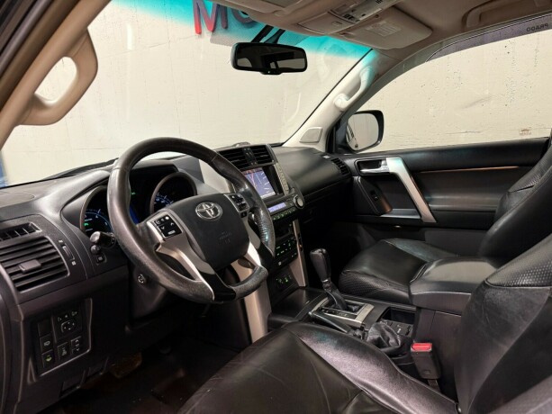 toyota-land-cruiser-diesel-2012-big-10