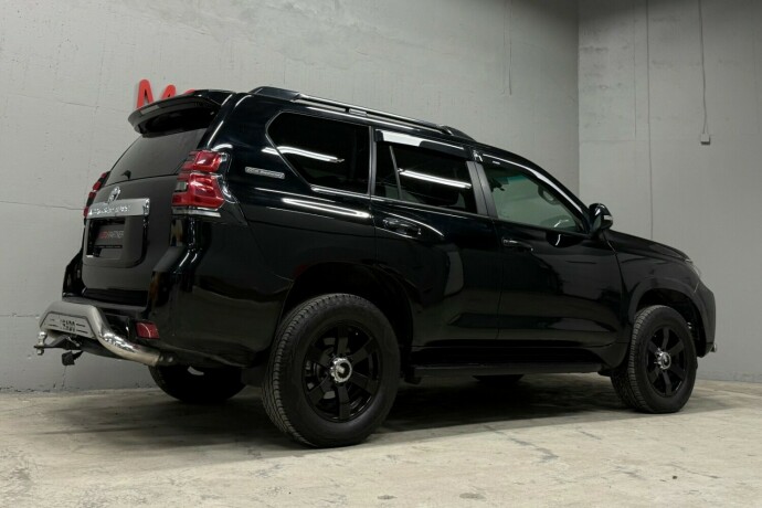 toyota-land-cruiser-diesel-2012-big-7
