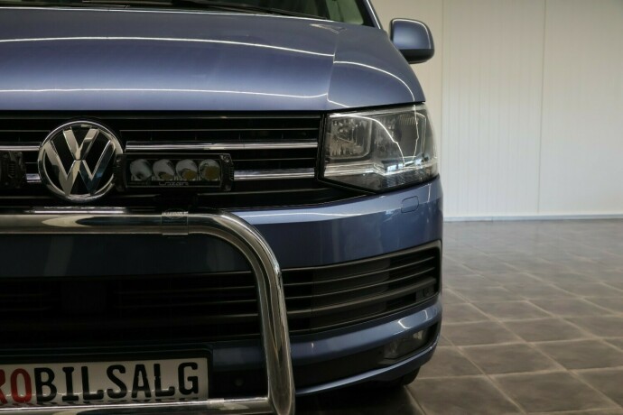 volkswagen-multivan-diesel-2016-big-13