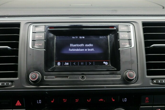 volkswagen-multivan-diesel-2016-big-28