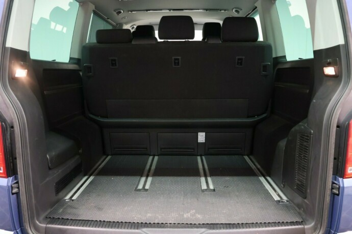 volkswagen-multivan-diesel-2016-big-14