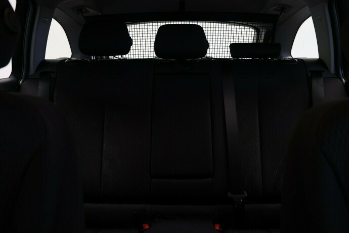 bmw-3-serie-bensin-2013-big-21