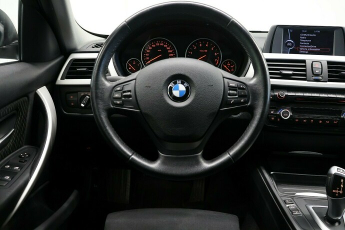 bmw-3-serie-bensin-2013-big-26