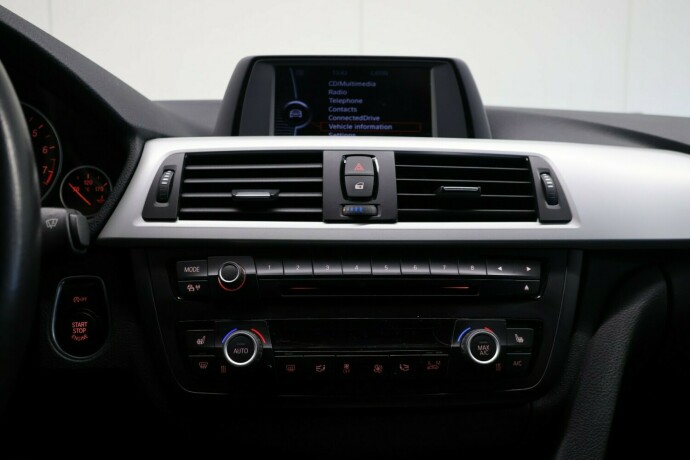 bmw-3-serie-bensin-2013-big-29