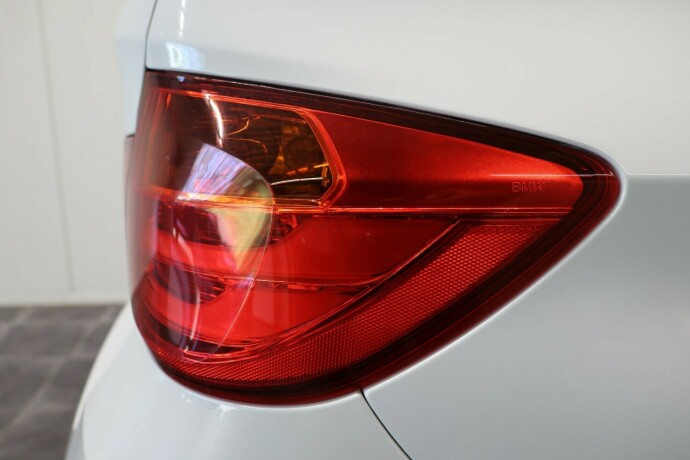 bmw-3-serie-bensin-2013-big-12