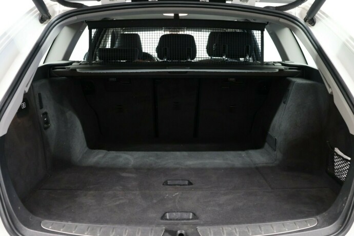 bmw-3-serie-bensin-2013-big-47