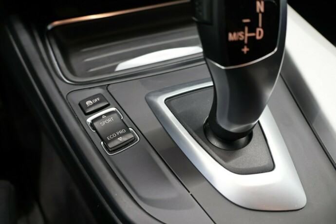 bmw-3-serie-bensin-2013-big-33