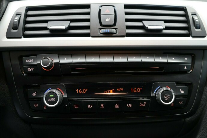 bmw-3-serie-bensin-2013-big-30