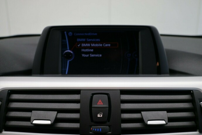 bmw-3-serie-bensin-2013-big-40