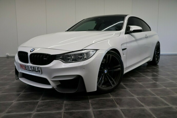 bmw-m4-bensin-2015-big-0
