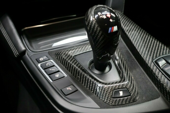 bmw-m4-bensin-2015-big-26