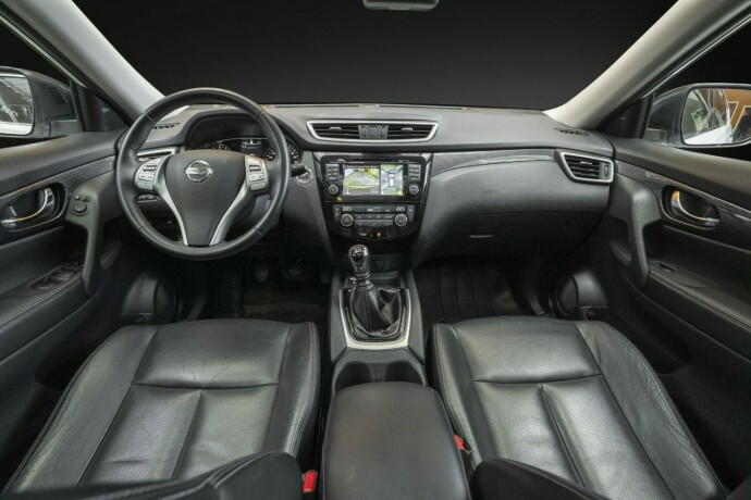 nissan-x-trail-diesel-2017-big-18