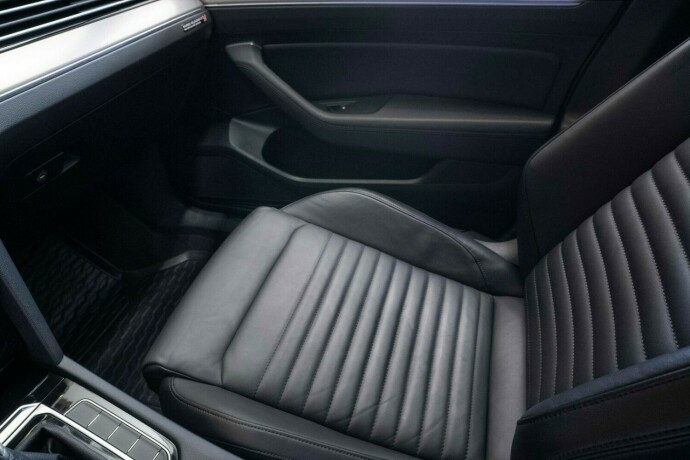 volkswagen-passat-elektrisitetbensin-2018-big-14