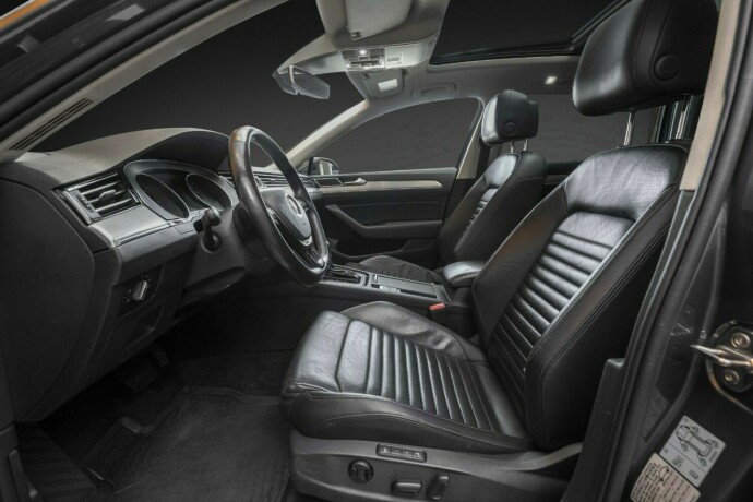 volkswagen-passat-diesel-2016-big-15