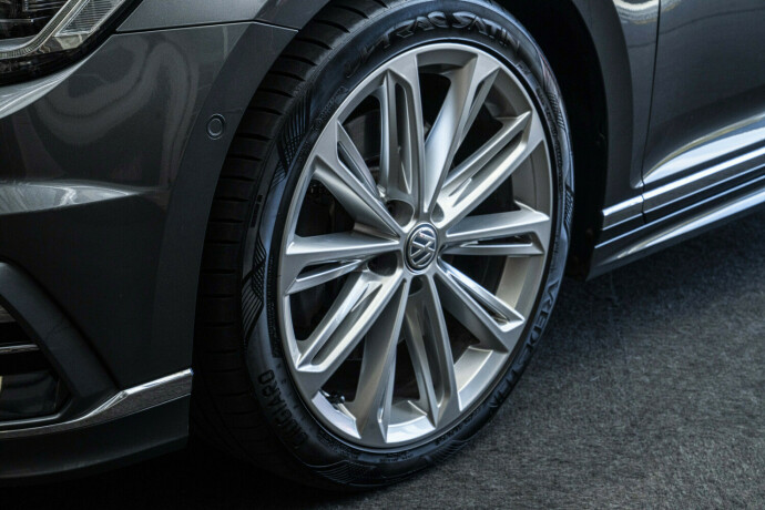volkswagen-passat-diesel-2016-big-4