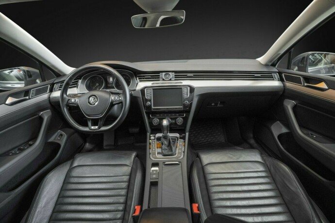 volkswagen-passat-diesel-2016-big-18