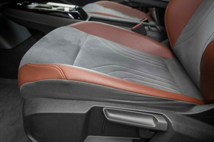 volkswagen-id4-elektrisitet-2021-big-15