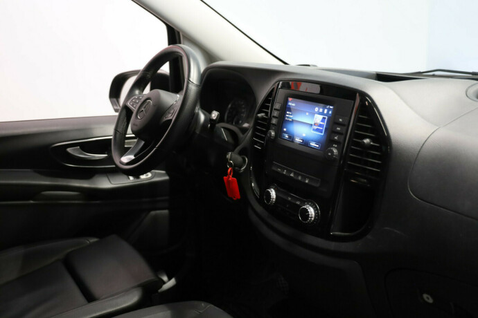 mercedes-benz-vito-diesel-2024-big-9