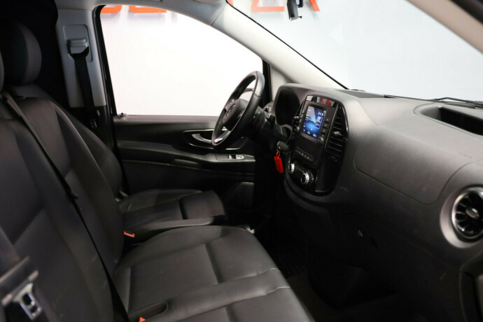 mercedes-benz-vito-diesel-2024-big-8