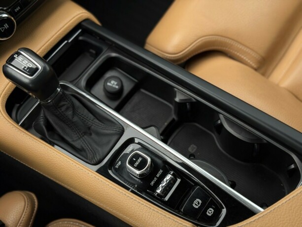 volvo-v90-cross-country-diesel-2017-big-21