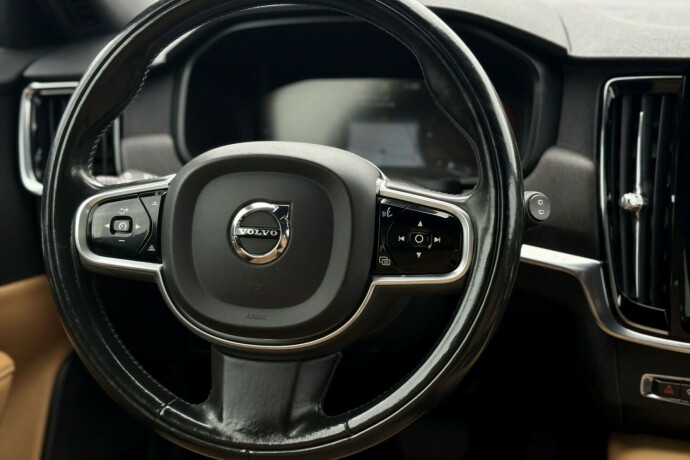 volvo-v90-cross-country-diesel-2017-big-15
