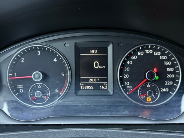 volkswagen-transporter-diesel-2014-big-14