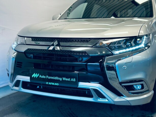 mitsubishi-outlander-elektrisitetbensin-2019-big-2
