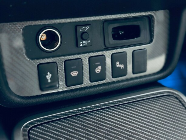 mitsubishi-outlander-elektrisitetbensin-2019-big-23
