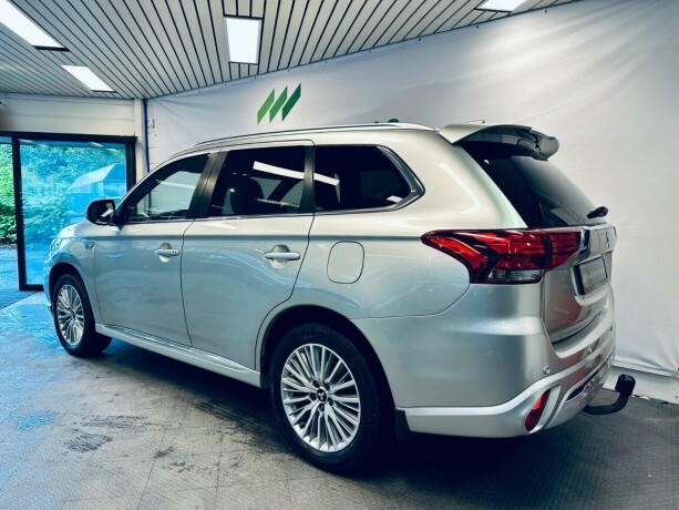 mitsubishi-outlander-elektrisitetbensin-2019-big-5