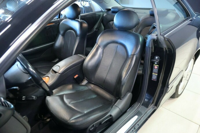 mercedes-benz-clk-bensin-2003-big-4