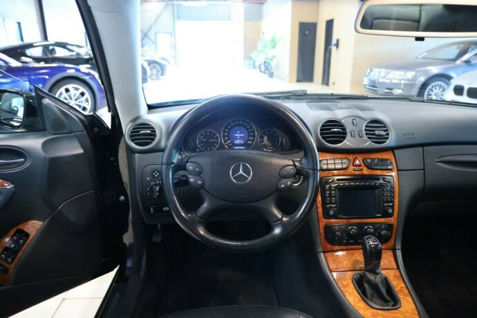 mercedes-benz-clk-bensin-2003-big-9