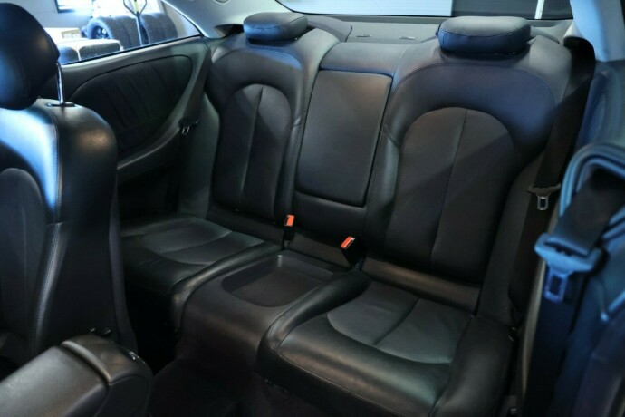 mercedes-benz-clk-bensin-2003-big-6