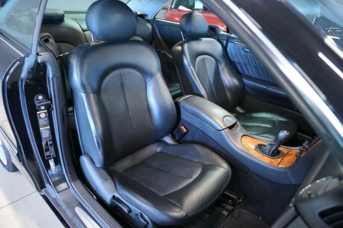 mercedes-benz-clk-bensin-2003-big-8