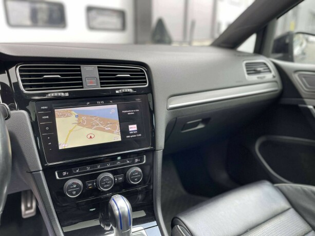 volkswagen-golf-elektrisitetbensin-2018-big-15