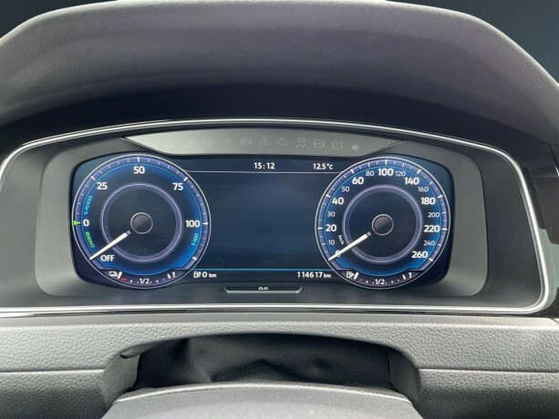 volkswagen-golf-elektrisitetbensin-2018-big-26