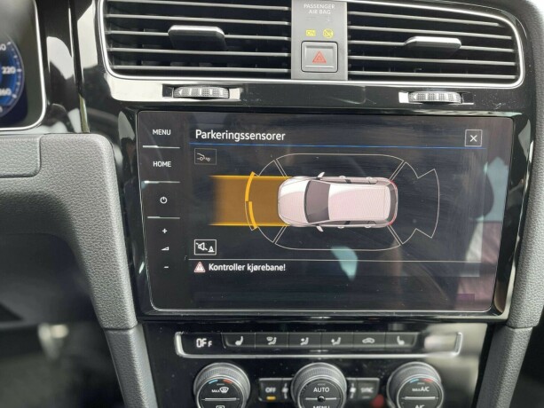 volkswagen-golf-elektrisitetbensin-2018-big-22