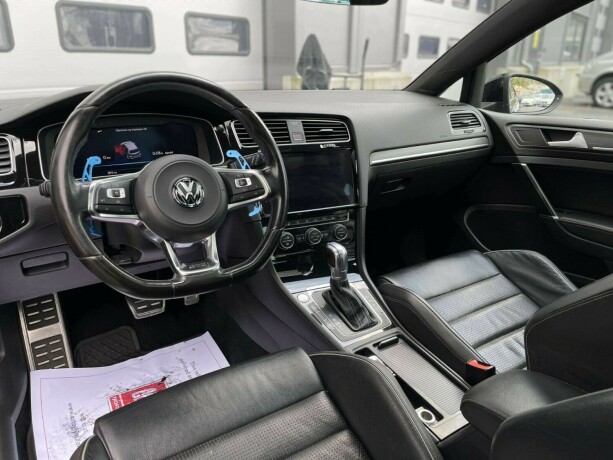 volkswagen-golf-elektrisitetbensin-2018-big-24
