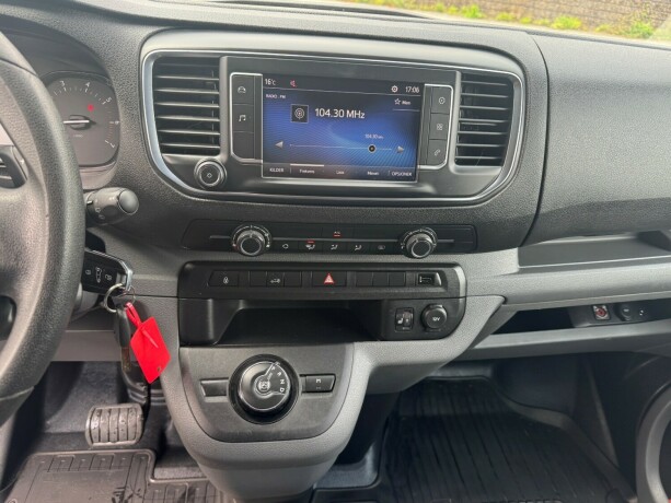 toyota-proace-diesel-2018-big-8