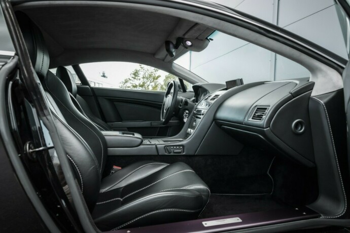 aston-martin-v8-vantage-bensin-2008-big-20
