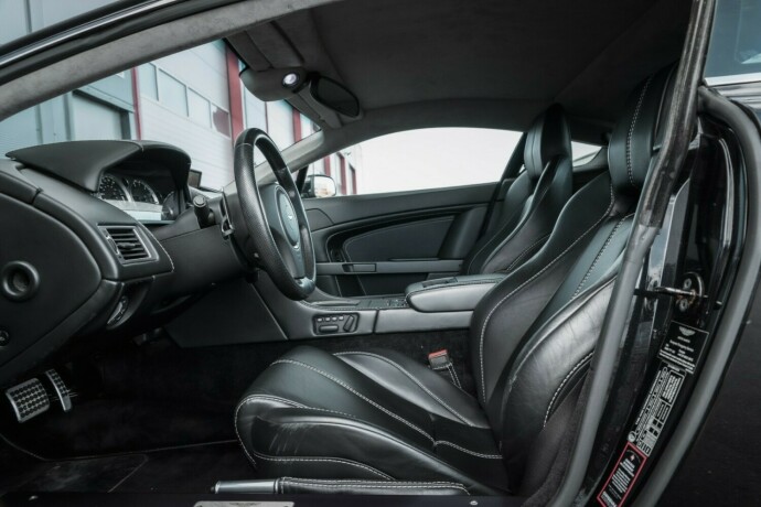 aston-martin-v8-vantage-bensin-2008-big-13