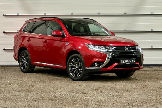 mitsubishi-outlander-elektrisitetbensin-2017-big-0